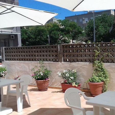 Camere In Affitto Sassari Esterno foto