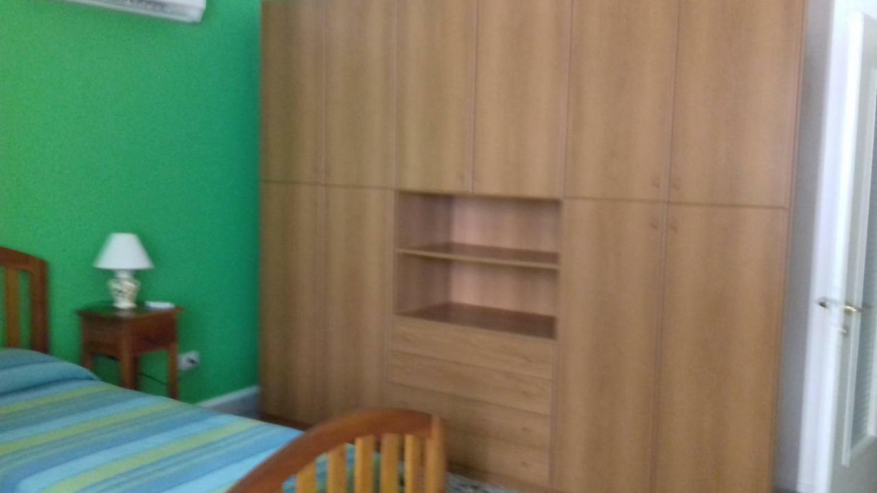 Camere In Affitto Sassari Esterno foto